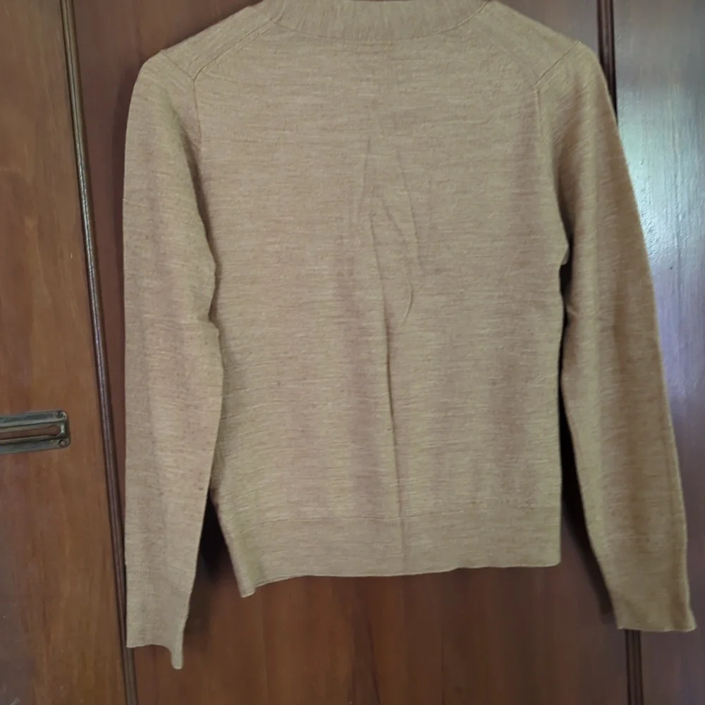 Cardigan - Picture 3 of 4